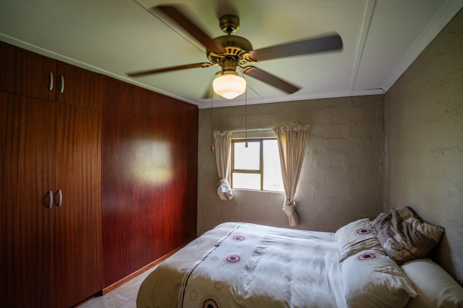5 Bedroom Property for Sale in Grahamstown Rural Eastern Cape